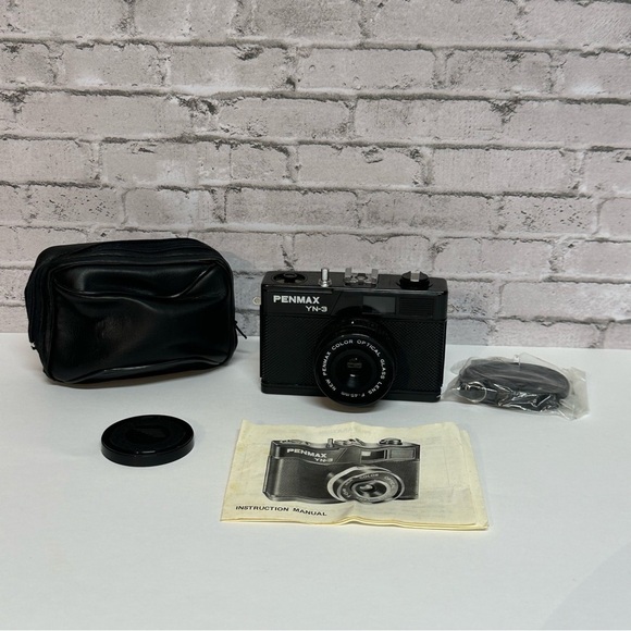 PENMAX YN-3 STANDARD 35MM CAMERA NOT TESTED Black Camera Case Vintage - Picture 1 of 16